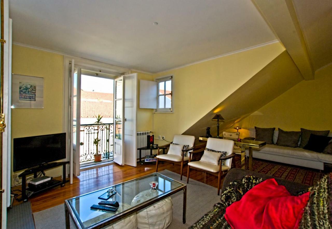 In Downtown Apartment