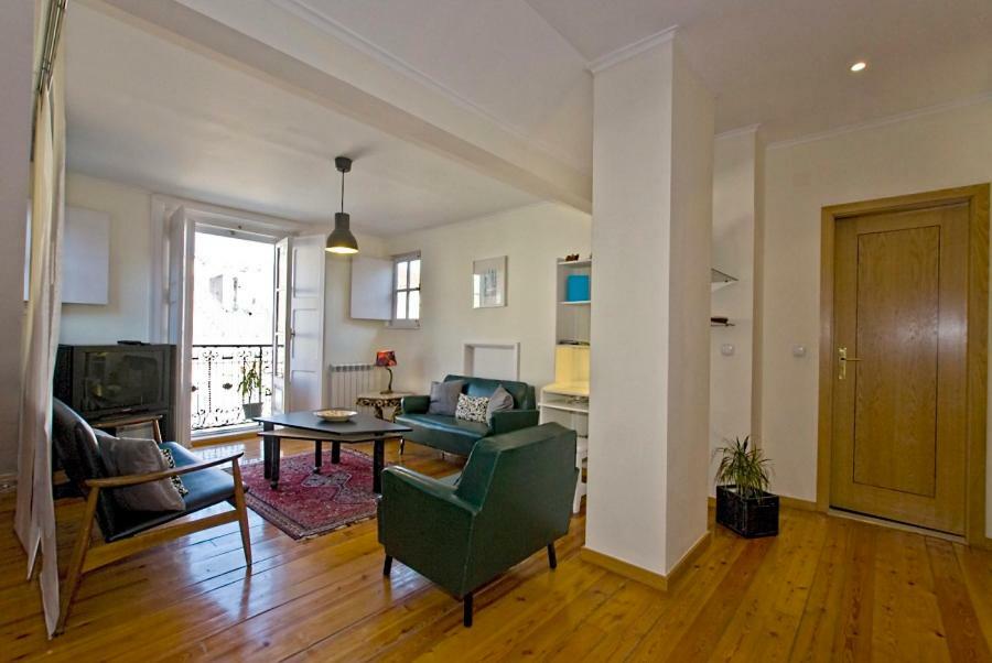 In Downtown Apartment *